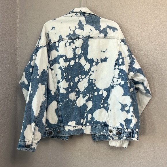 Frame Denim Le Oversized Jacket in Baltic Splash Medium - Picture 5 of 7